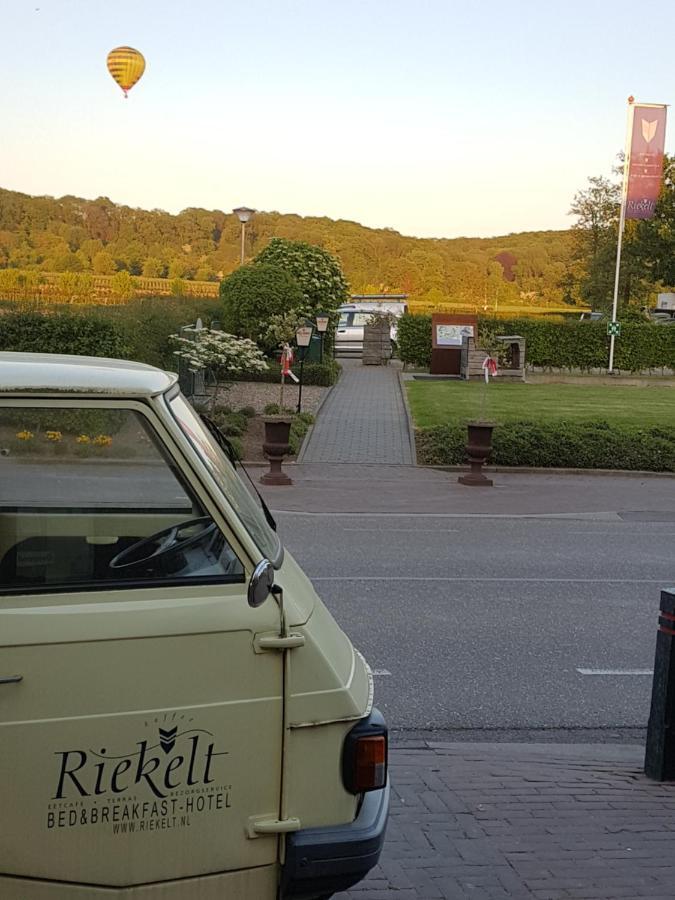 B&B - Eetcafe - Riekelt Gronsveld Eksteriør bilde